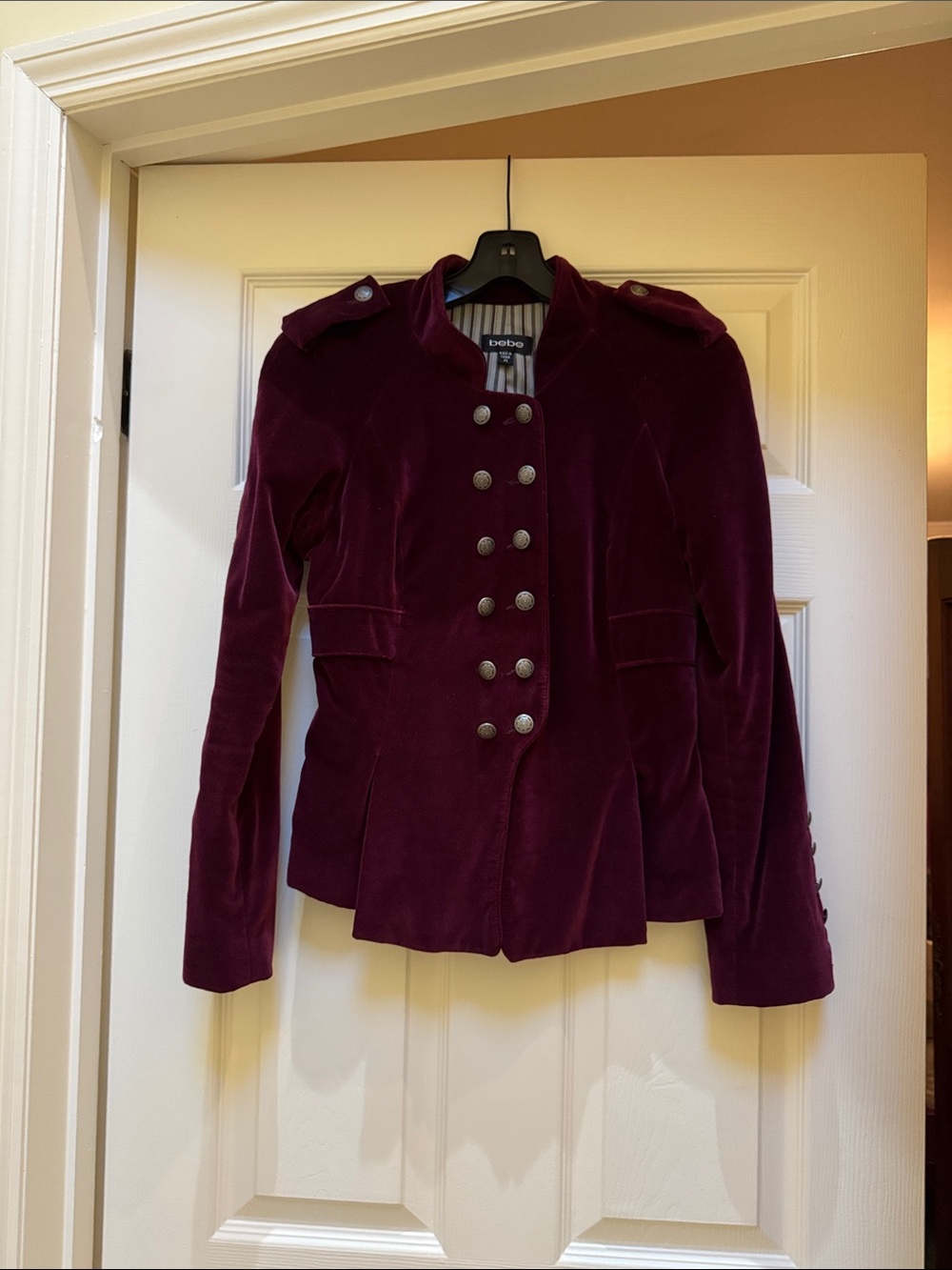 bebe Women's Deep Burgundy Military-Style Velvet Blazer Super Cool